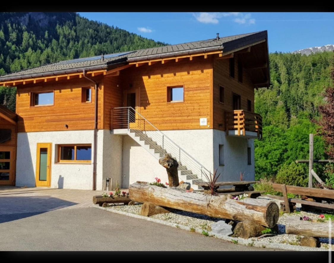 Restaurant Les Verines Chamoson Eksteriør bilde